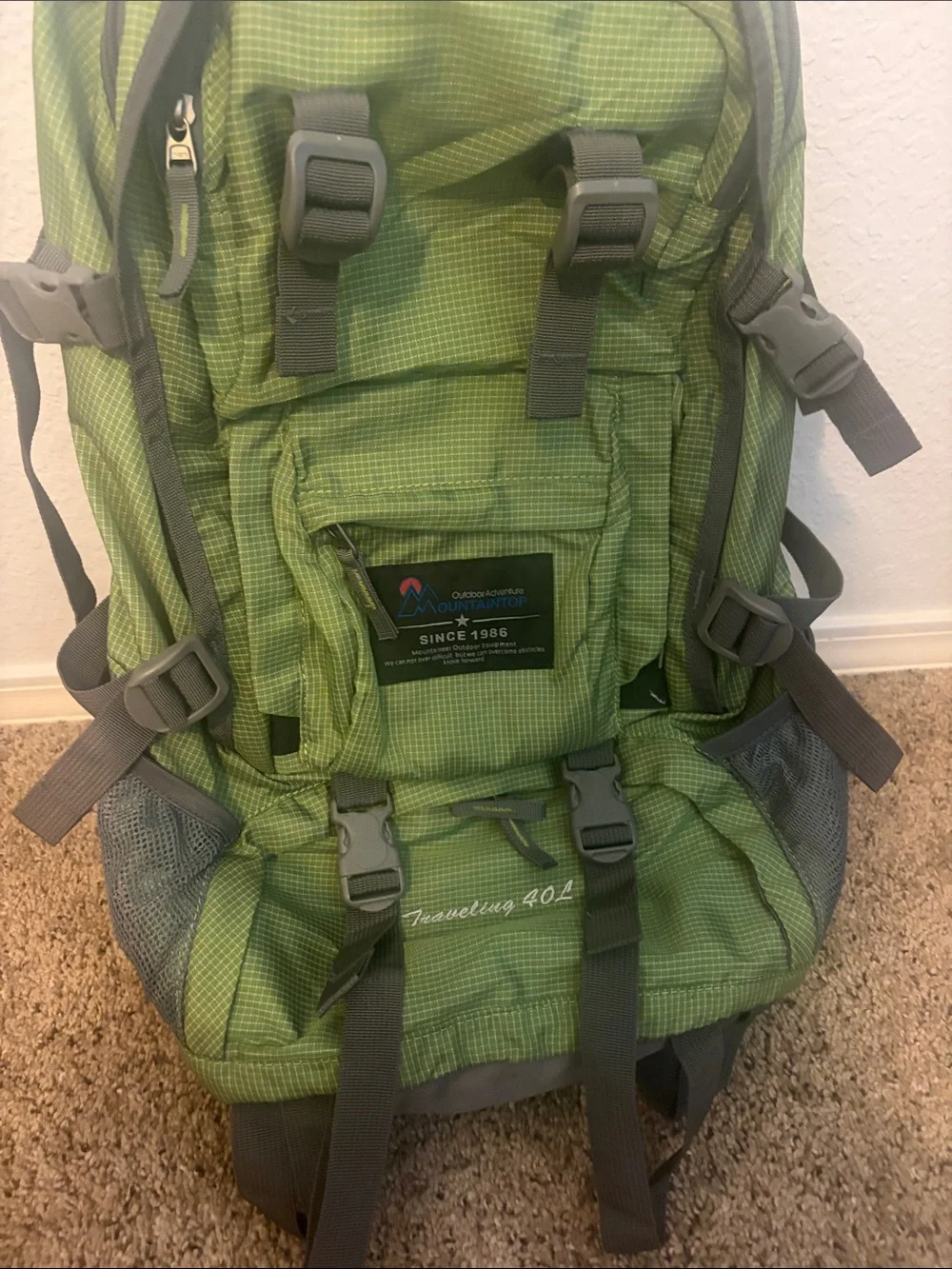 Travelling 40L Green Backpack